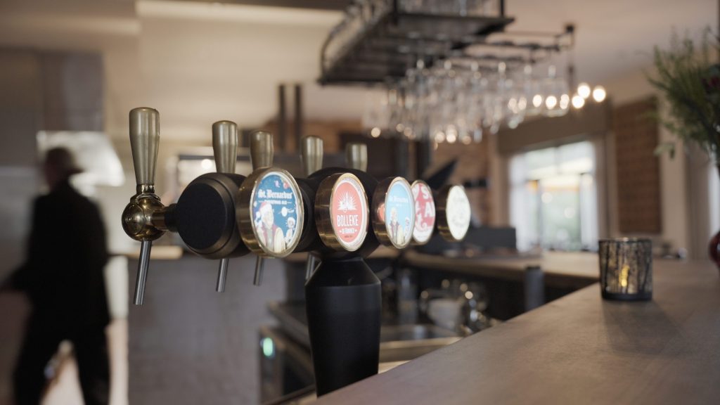 De biertap aan de toog